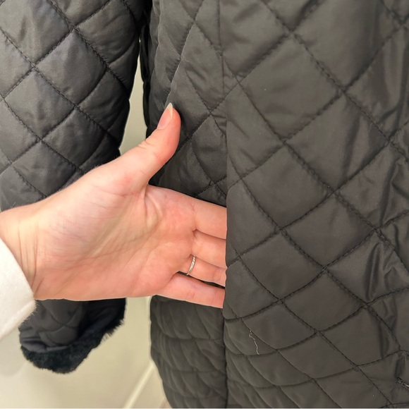 Dennis basso quilted long coat jacket with faux fur details and hood - Picture 3 of 8